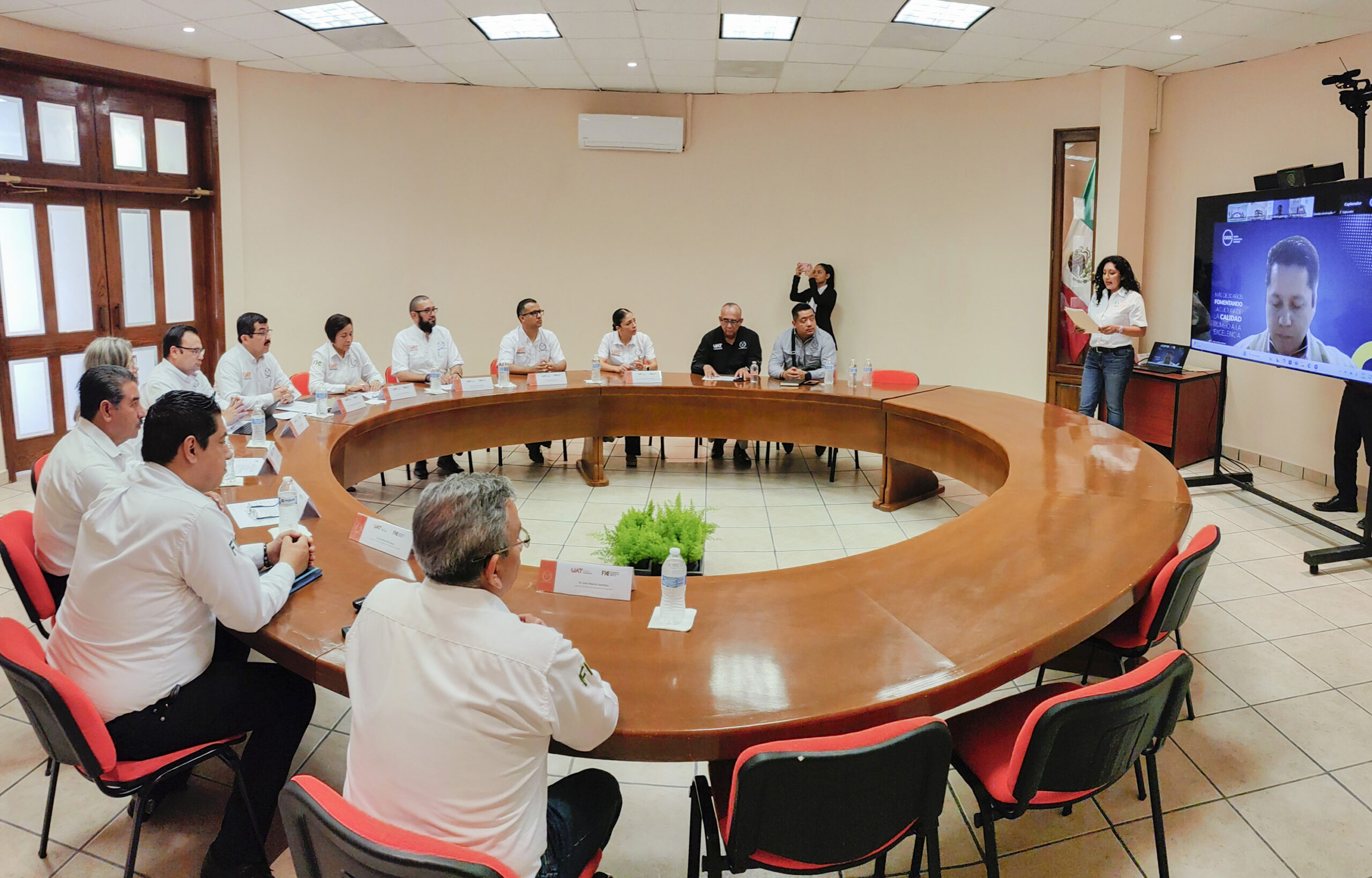 Fortalece la UAT la calidad educativa de Ingeniería en Telemática