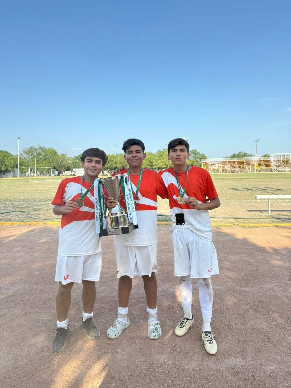 Correcaminos UAT Sub-17 conquista torneo regional y avanza al nacional juvenil de la FEMEXFUT