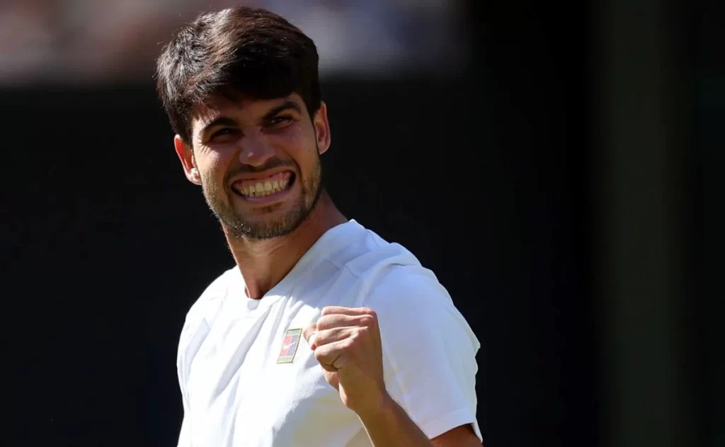 Carlos Alcaraz, a un paso del triplete en Wimbledon