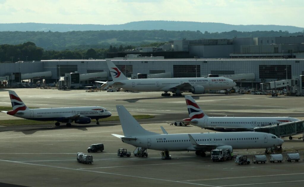 “Problema técnico” paraliza todos los vuelos que salen de Reino Unido