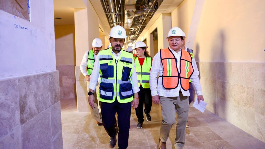 Yucatán e IMSS firman convenio para garantizar atención en unidades rurales y hospitales