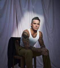 Robbie Williams alerta sobre deterioro de su vista tras recurrir a inyecciones para bajar de peso
