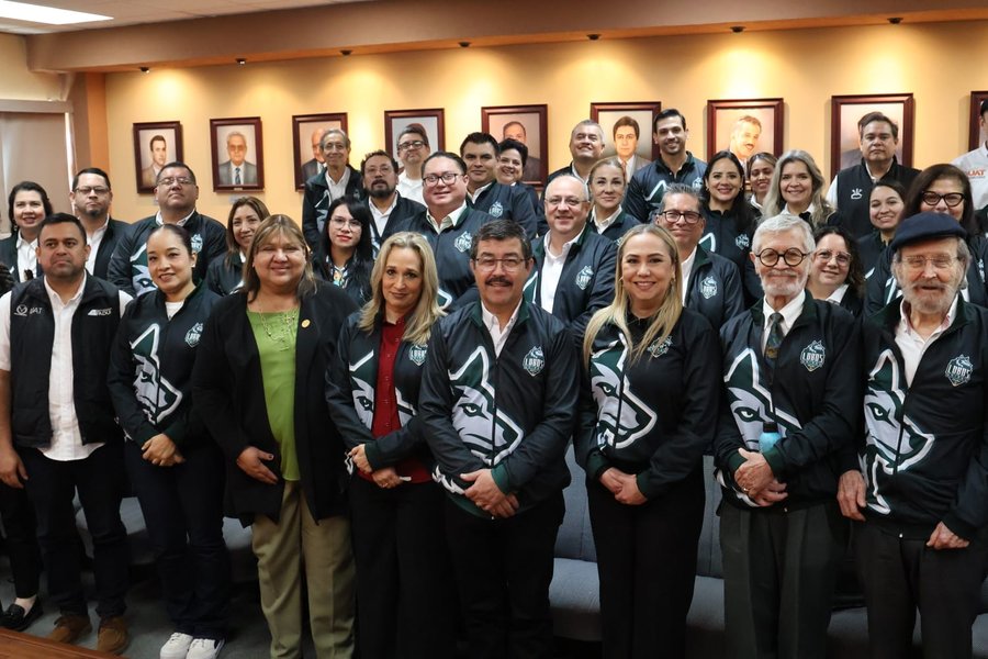 Fomenta el rector Dámaso Anaya talento e innovación en la FADU